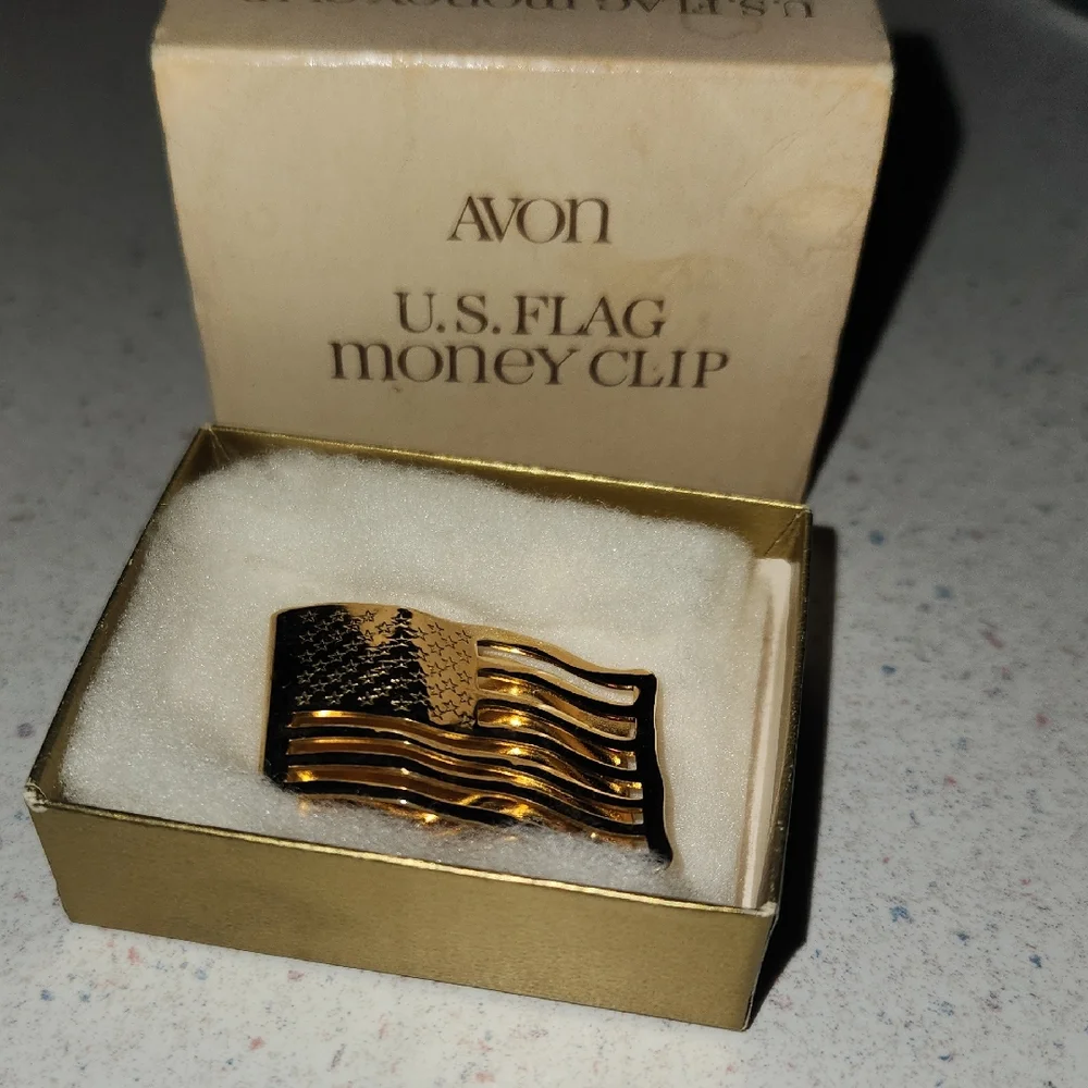 Avon Gold and Black Flag Money Clip